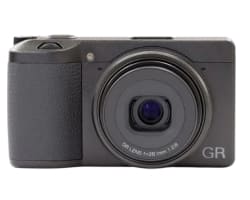 RICOH デジタルカメラ GRIII